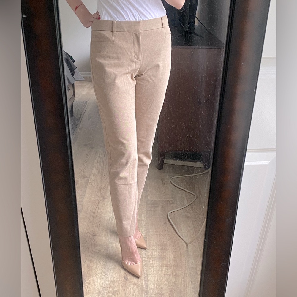 Beige Banana Republic size 6 pants